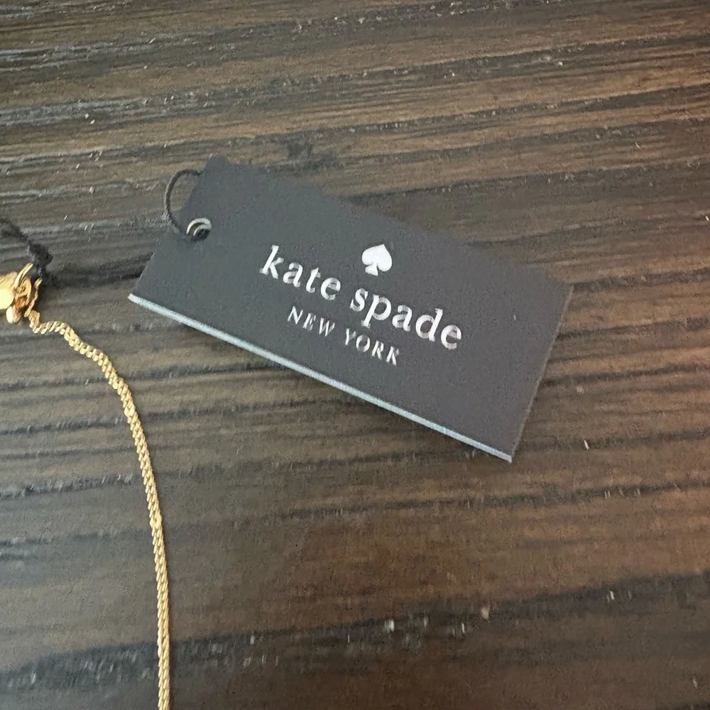 NEW Kate Spade Gold Pendant Necklace.